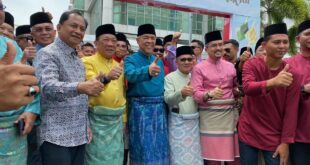Kehadiran pemimpin Warisan KDM di rumah terbuka Umno Raya Sabah