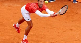 Tenis Tenis Terakhir daripada kedudukan Tiga Besar Djokovic melihat rekod Grand
