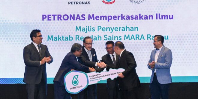 PETRONAS hands over RM132mil campus to Sabah govt Mara