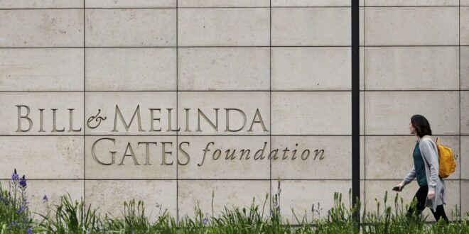 Bill Melinda Gates Foundation CEO calls for billionaires to