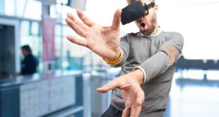 Crash bang ow Virtual reality injuries rise amid jump in popularity