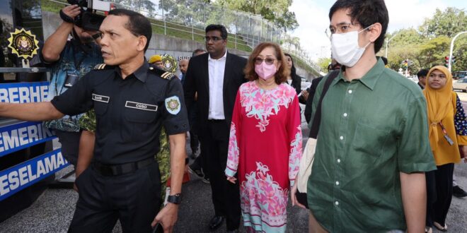 Daims wife sons arrive at MACC HQ to answer questions