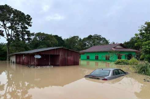 Floods Felda Chini Timur 3 never hit this badly before