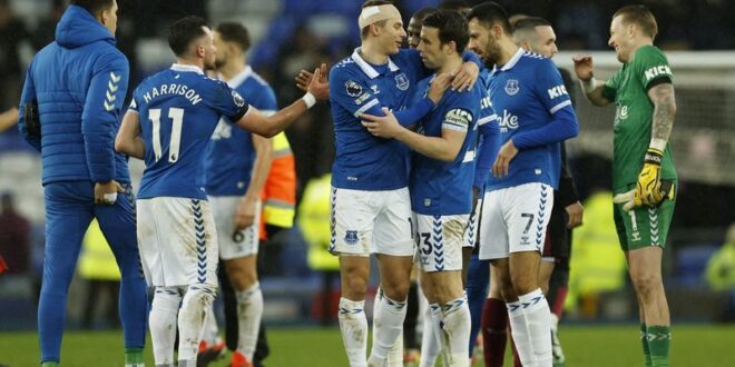 Football Soccer Aston Villa stay third after 0 0 draw at Everton