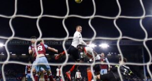 Football Soccer Morris scores late equaliser to rescue point for Luton