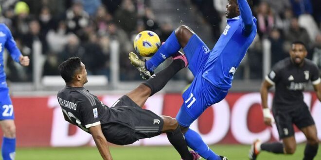 Football Soccer Ten man Juventus held at home by lowly Empoli