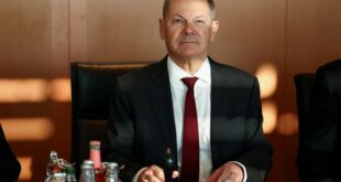 Germanys Scholz slams fanatics after far right deportation row