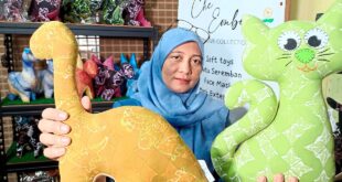 Housewife melds batik and soft toys in venture