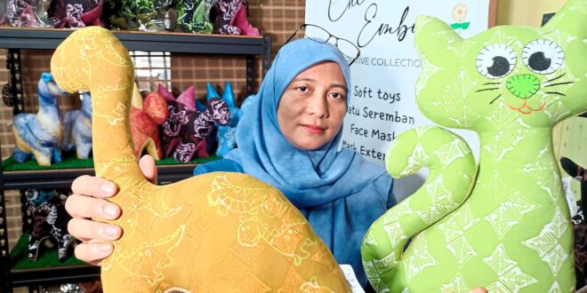 Housewife melds batik and soft toys in venture