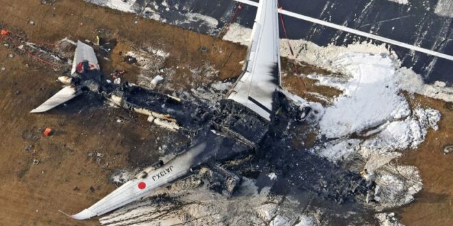 How Japan Airlines crew led 367 passengers to safety from