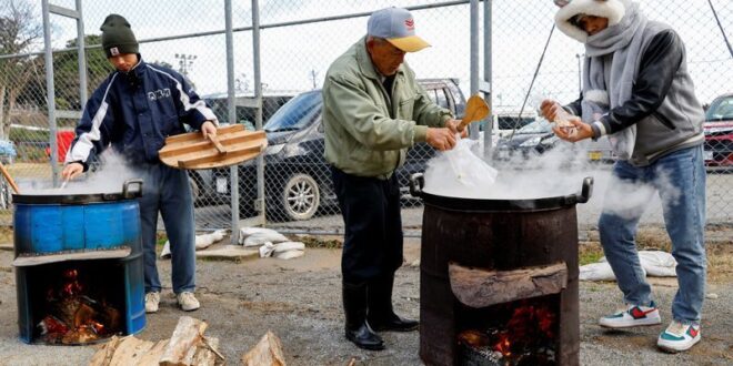 I had to do something Turkish volunteer feeds Japan earthquake