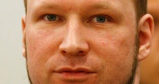 Mass killer Breivik still dangerous and should stay isolated in