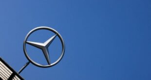 Mercedes launches dialogue partner voice assistant