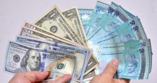 Ringgit closes lower against greenback ahead of US data