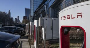 Tesla charging stations become ‘car graveyards as batteries die in