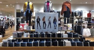 Uniqlo operator Fast Retailing Q1 profit soars on strong overseas