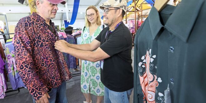 Visitors wowed by local artisanal creations