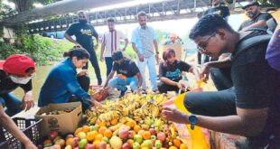 Working for a cleaner Thaipusam