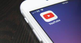 YouTube and Spotify wont launch Apple Vision Pro apps joining