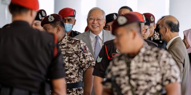 1MDB trial Abu Kassim was replaced to protect Najib from