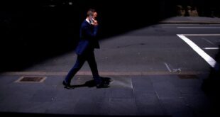 Australia to allow workers to ignore after hours calls from bosses