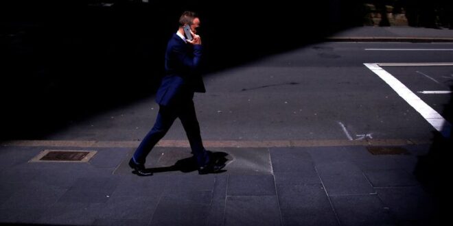 Australia to allow workers to ignore after hours calls from bosses