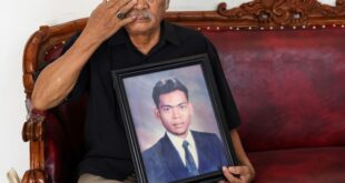 Indonesias likely new president haunts father of missing activist