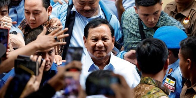 Indonesias presidential contenders promise tax reform to boost revenue