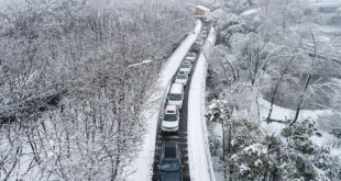 Long charging lines snow stymie EV drivers in China New