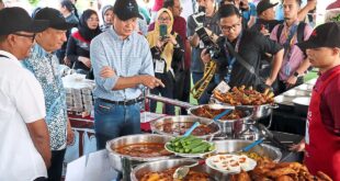 Nasi kandar fest draws thousands