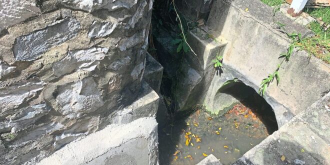 SS2 folk unhappy over shoddy drain repairs uncollected debris