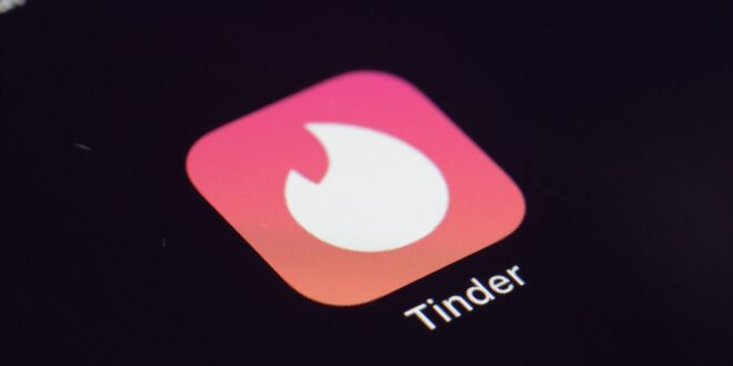 Tinder Hinge and other dating apps encourage ‘compulsive use lawsuit