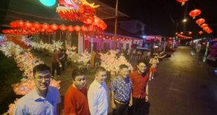 Villagers deck up Machap Baru New Village for CNY