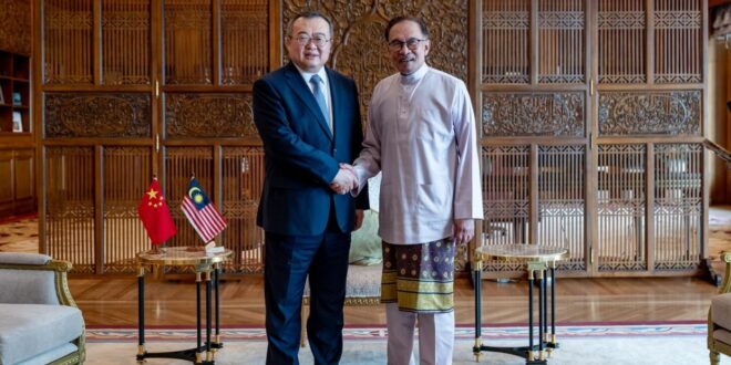 Anwar receives courtesy call from Chinese Communist Party International Department