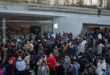 Apple ‘aunties greeted with cheers at Shanghai store opening