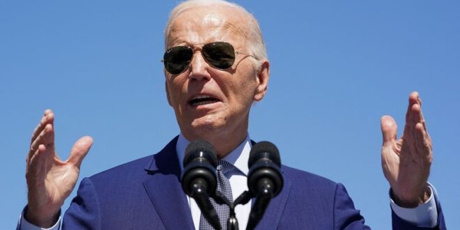 Arizona independents in play as Biden pushes big Intel investments