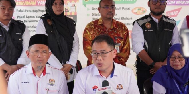 Authorities probing source of pollution that killed fish in Kulai