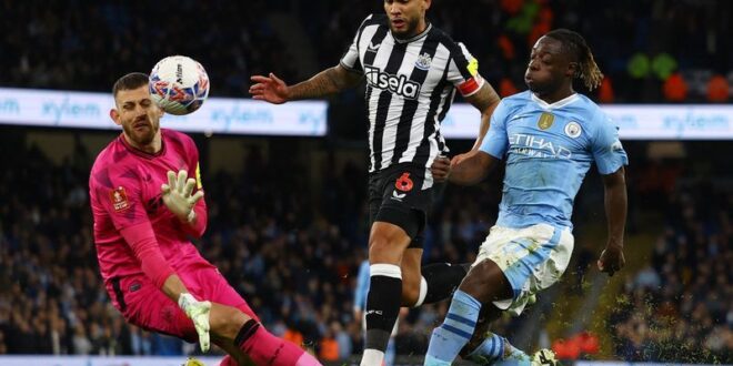 Football Soccer Manchester City go into FA Cup semis after 2 0