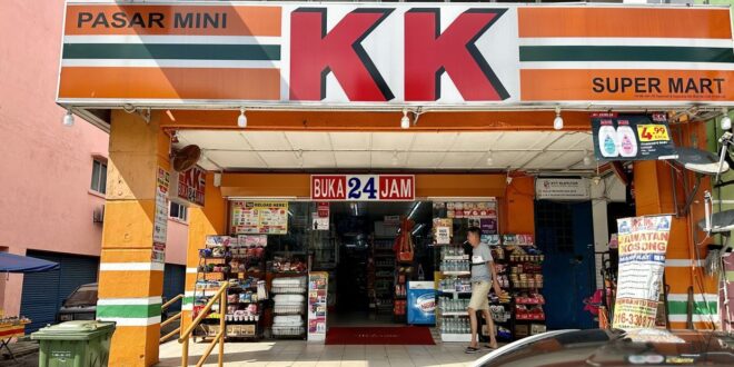 KK Mart vendor charged with hurting religious feelings