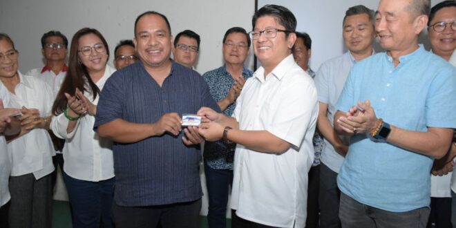 Lasimbang rejoins Upko ends political hiatus