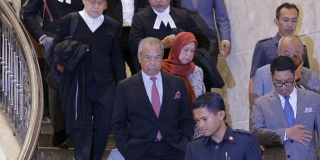 Muhyiddin files appeal over reinstatement of power abuse charges