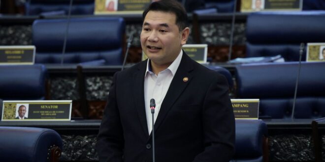 Padu system meets international standards says Rafizi