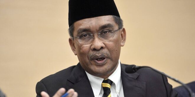 Previous Parliament sessions sat till 3am says Takiyuddin