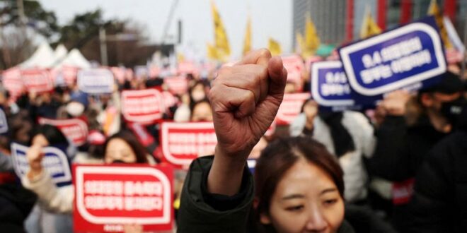 South Korea opens hotline to support doctors defying walkout