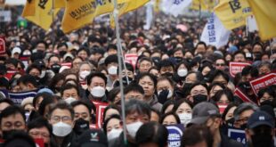 South Korean doctors holds a mass rally against medical policy