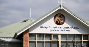 Australian counter terrorism force arrests seven teenagers after Sydney bishop