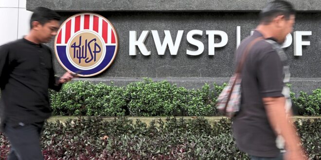 Msians have split views over possible new EPF account