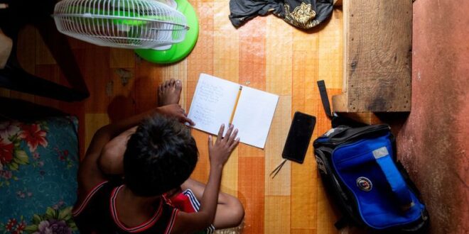 Philippines dangerous heat prompts shift to online classes power crunch