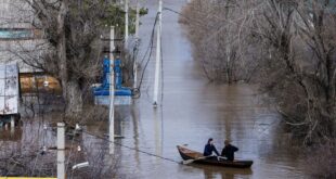 Russian city calls for a mass evacuation due to rising