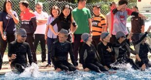 Senior citizen now able to swim thanks to ministry initiative